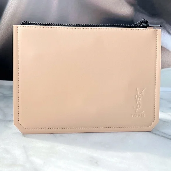 YSL Nude Pouch with Lipsticks and mascara - Picture 7 of 9